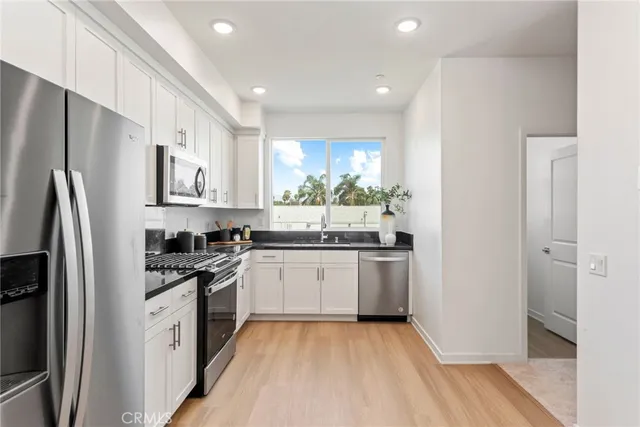 $445,990 | 1178 East Santo Antonio Drive, Colton, CA 92324