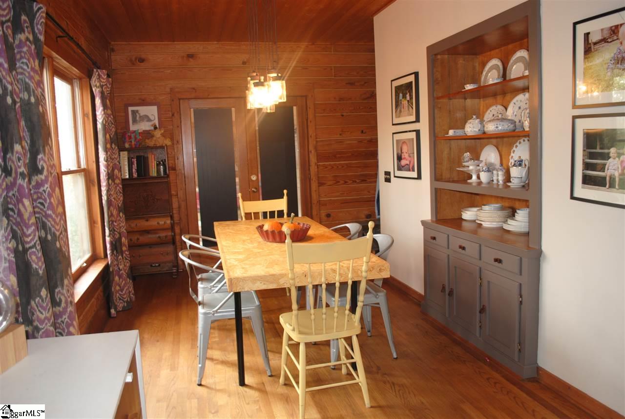 253 East Preston McDaniel Road Pickens, SC 29671 - Photo 11 of 35