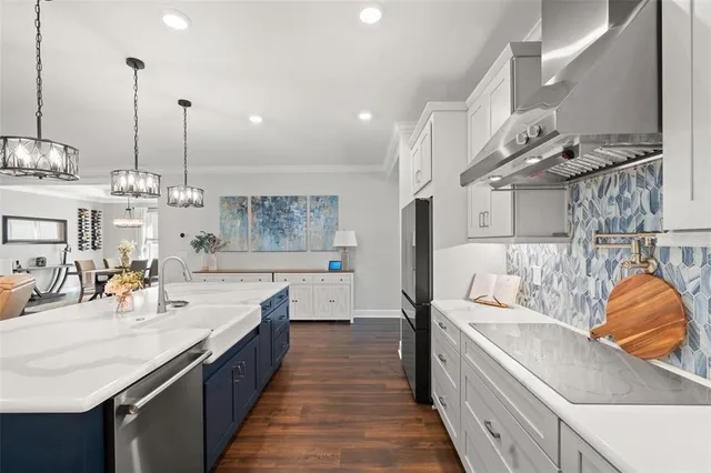 a view of a swimming pool with a porch