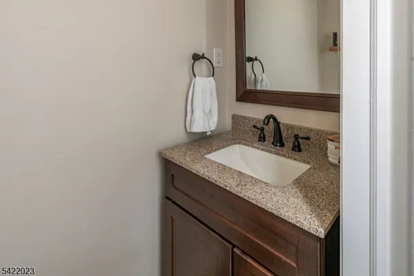 $395,000 | 1706 William And Mary Common, Hillsborough, NJ 08844