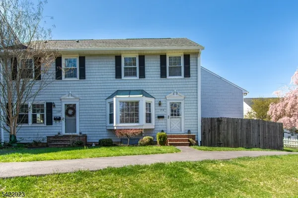 $395,000 | 1706 William And Mary Common, Hillsborough, NJ 08844