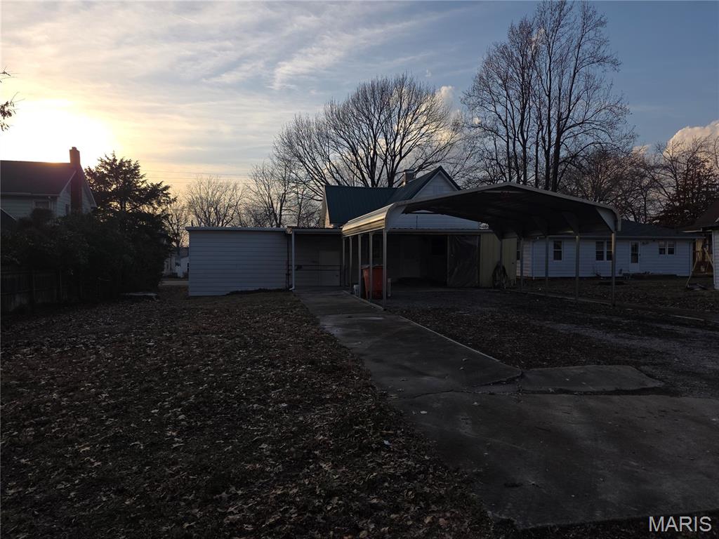 712 North Main Street Marissa, IL 62257 - Photo 8 of 53