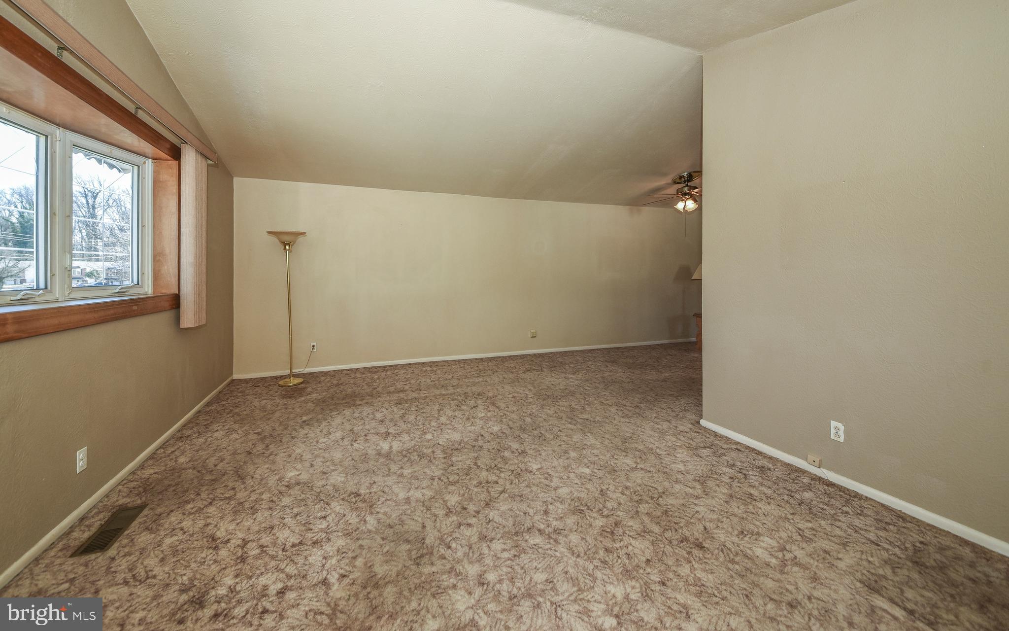 3650 Chesterfield Road Philadelphia, PA 19114 - Photo 3 of 24 Gallery Image 3