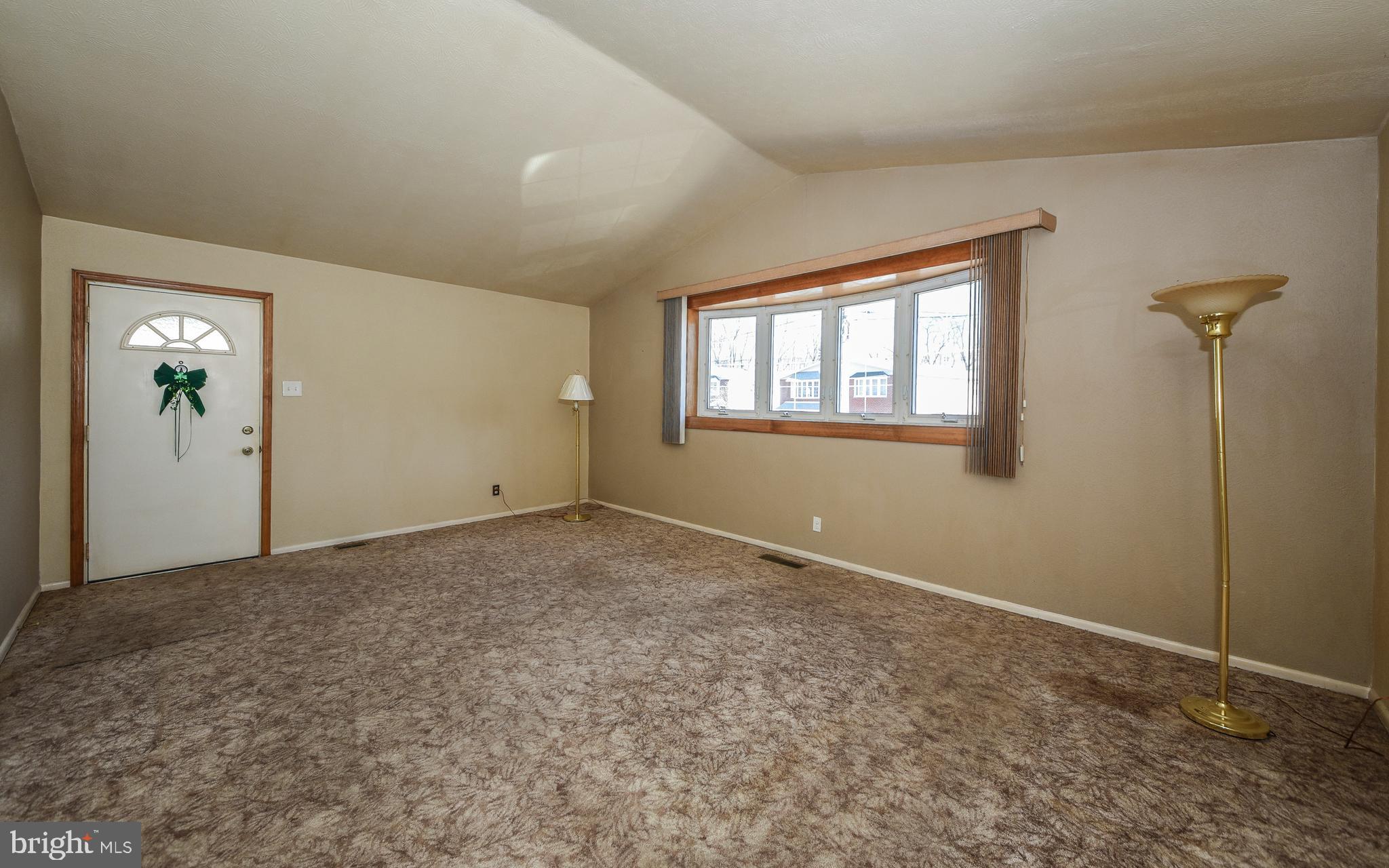 3650 Chesterfield Road Philadelphia, PA 19114 - Photo 4 of 24 Gallery Image 4