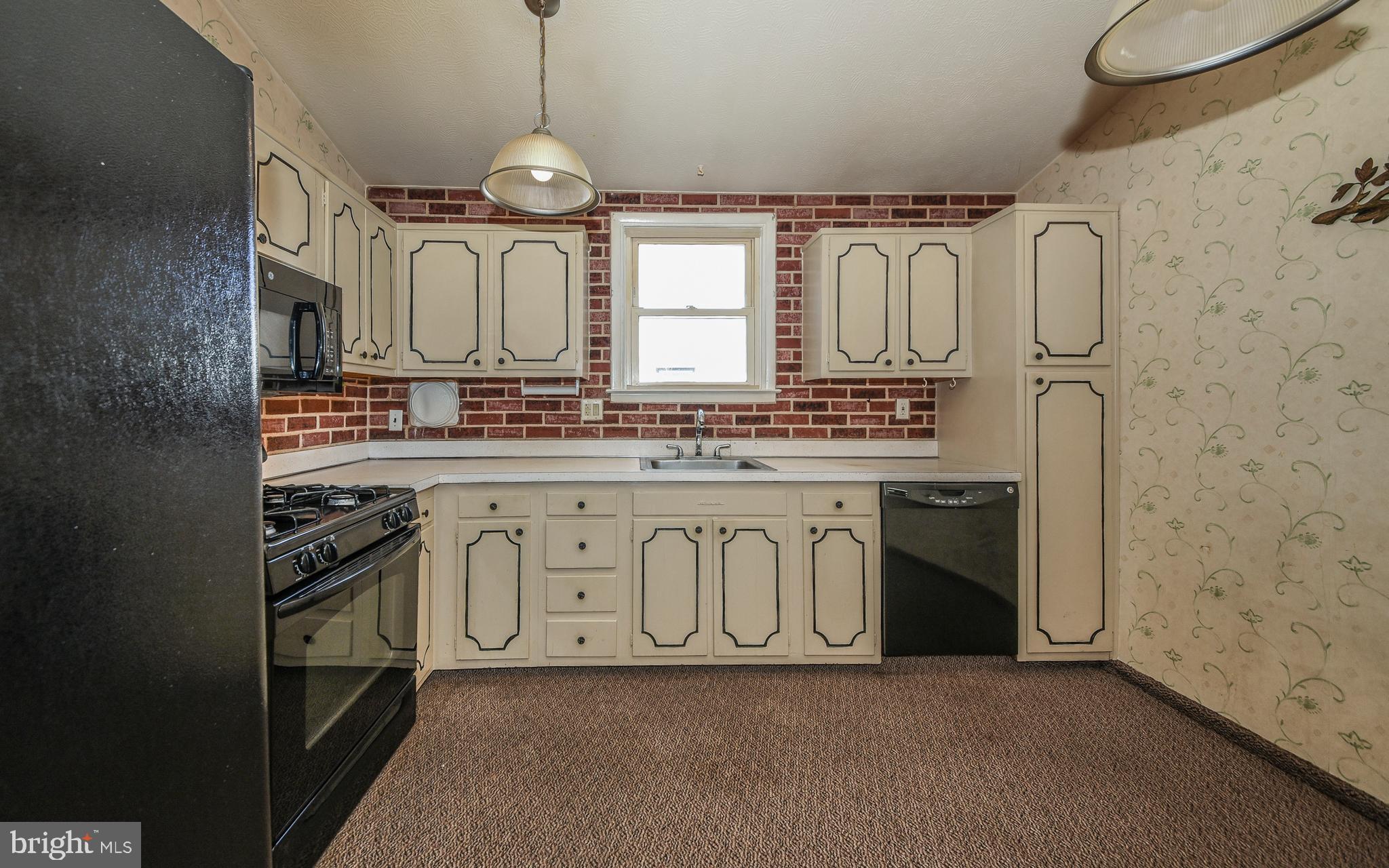3650 Chesterfield Road Philadelphia, PA 19114 - Photo 9 of 24 Gallery Image 9