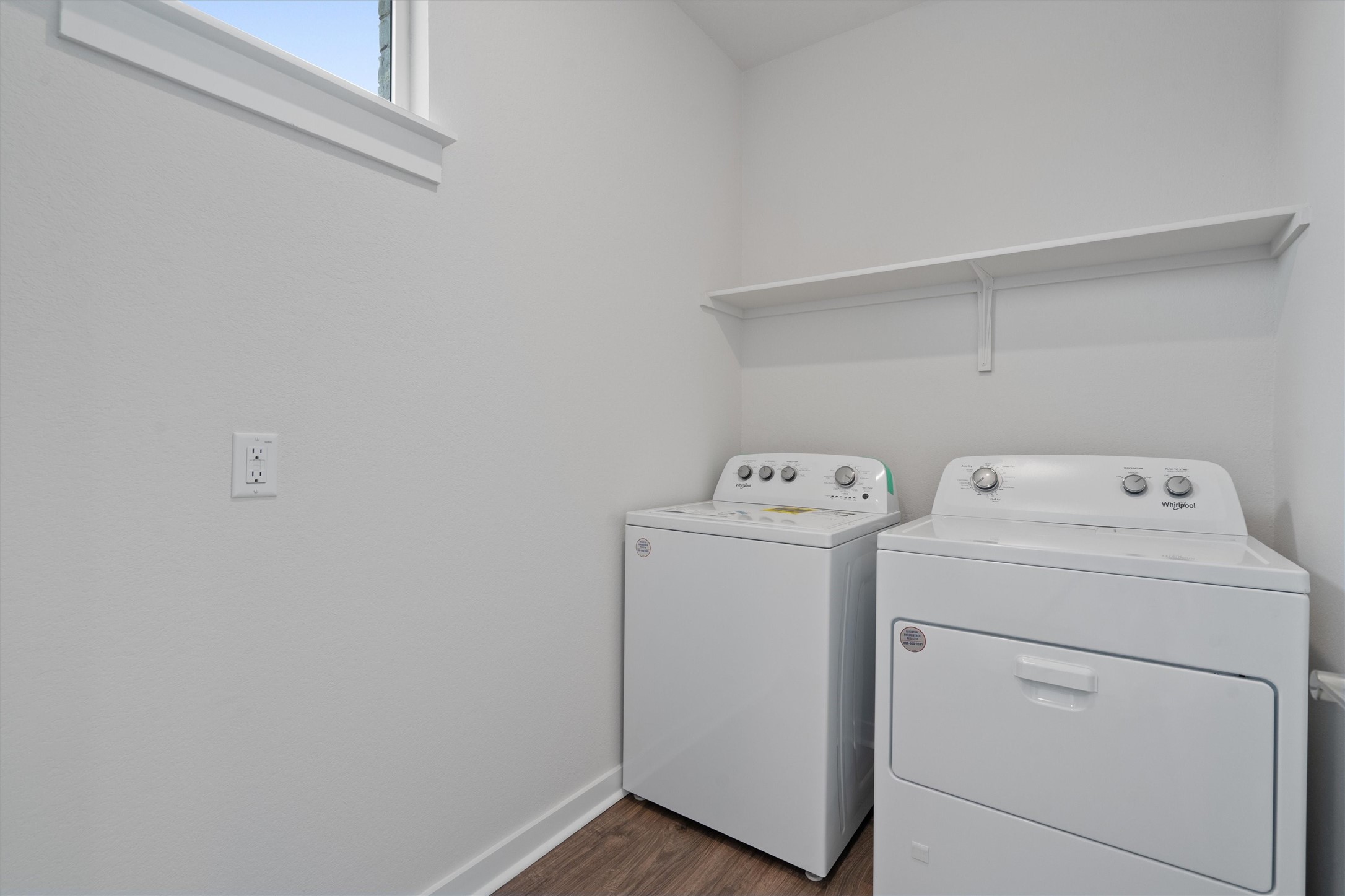 305 Barton Run Drive Georgetown, TX 78628 - Photo 16 of 20 Large Laundry Room