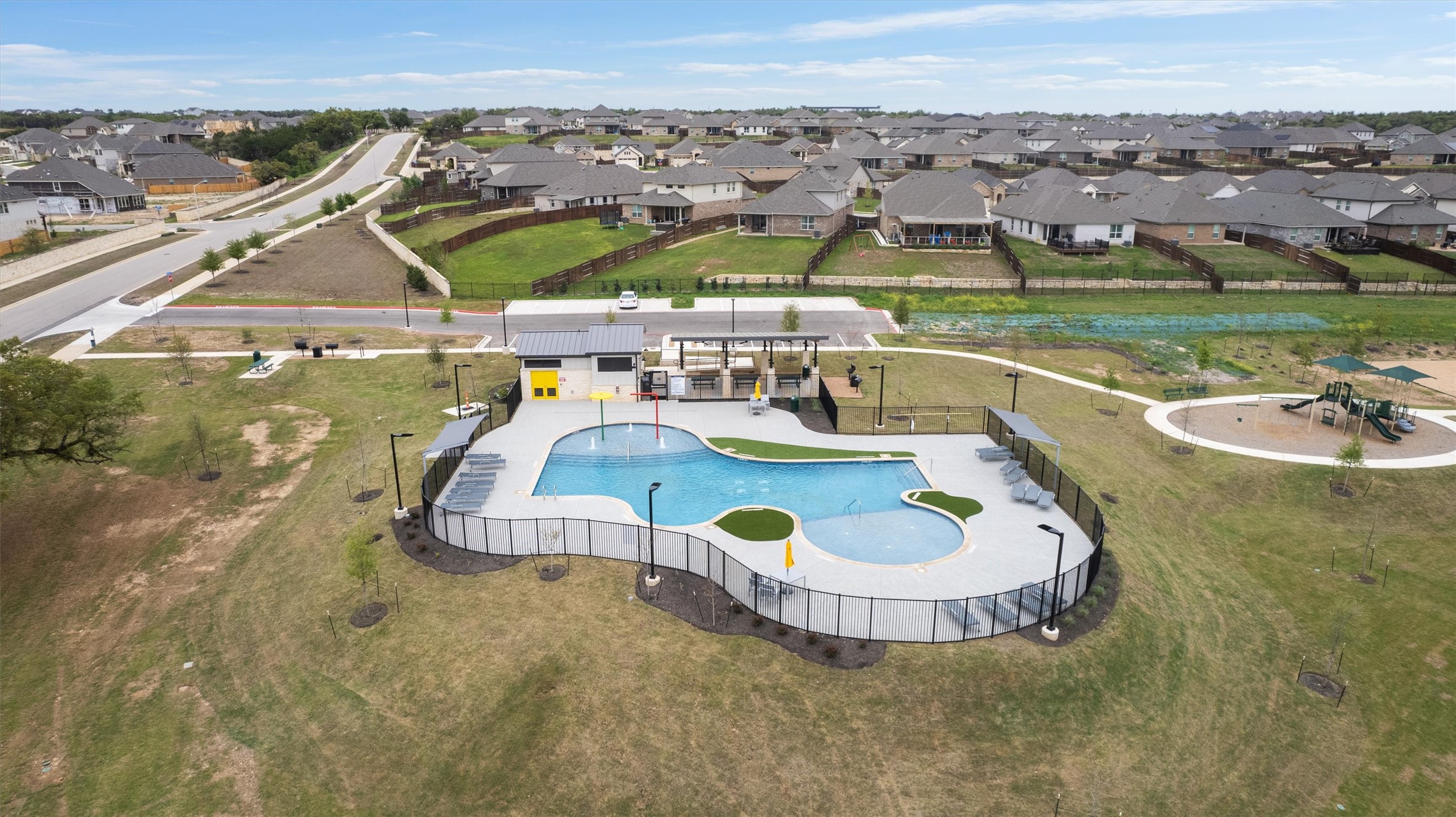 305 Barton Run Drive Georgetown, TX 78628 - Photo 20 of 20 Resident Center and Pool