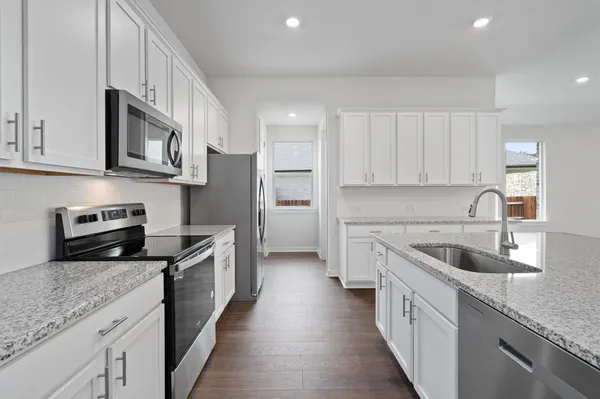$2,300 | 305 Barton Run Drive, Georgetown, TX 78628