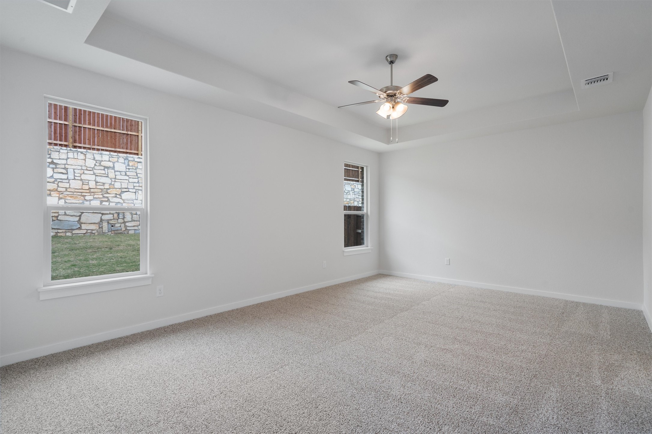 305 Barton Run Drive Georgetown, TX 78628 - Photo 7 of 20 Primary Bedroom