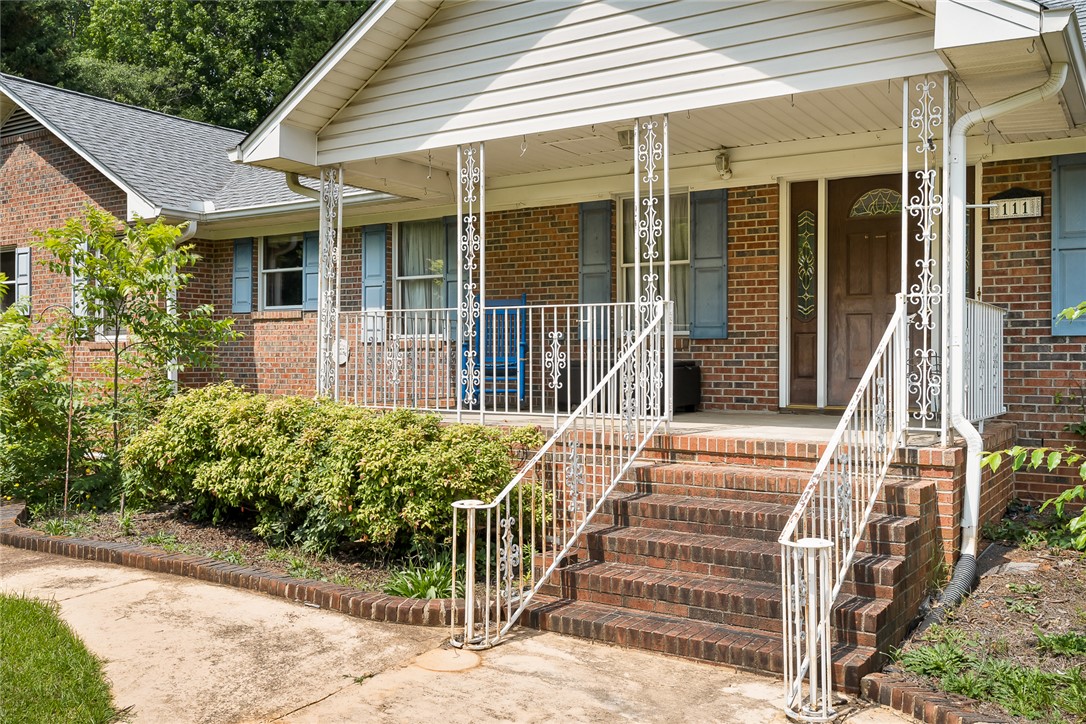 111 Shore Line Drive Anderson, SC 29626 - Photo 4 of 20