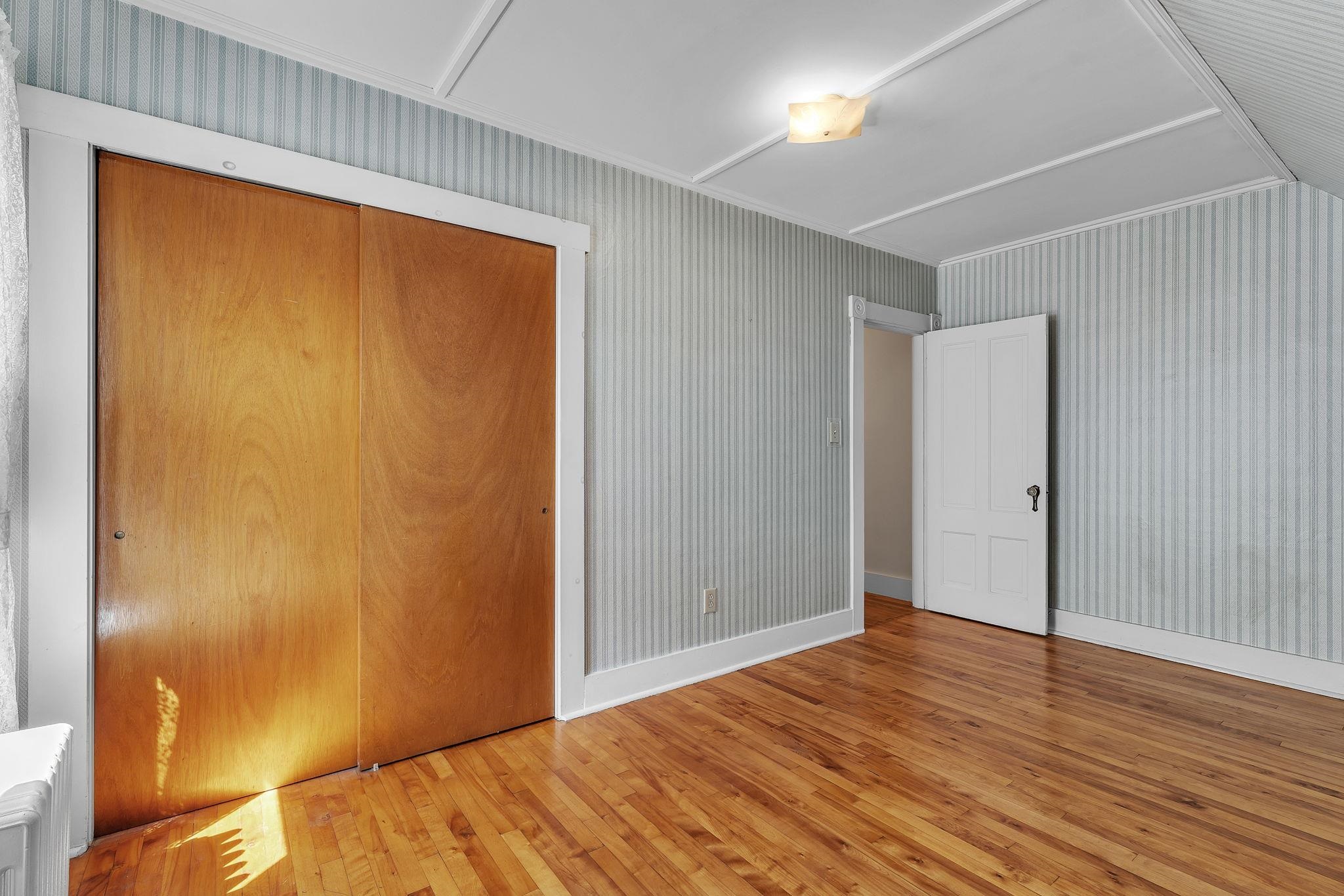 42 Center Street Barre, VT 05641 - Photo 33 of 38 Gallery Image 33