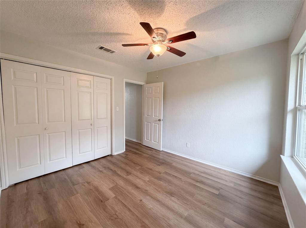 2300 Ridgewood Bedford, TX 76021 - Photo 19 of 26
