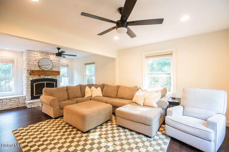 129 Pitcher Road Queensbury, NY 12804 - Photo 13 of 41 ch8bCrAQ