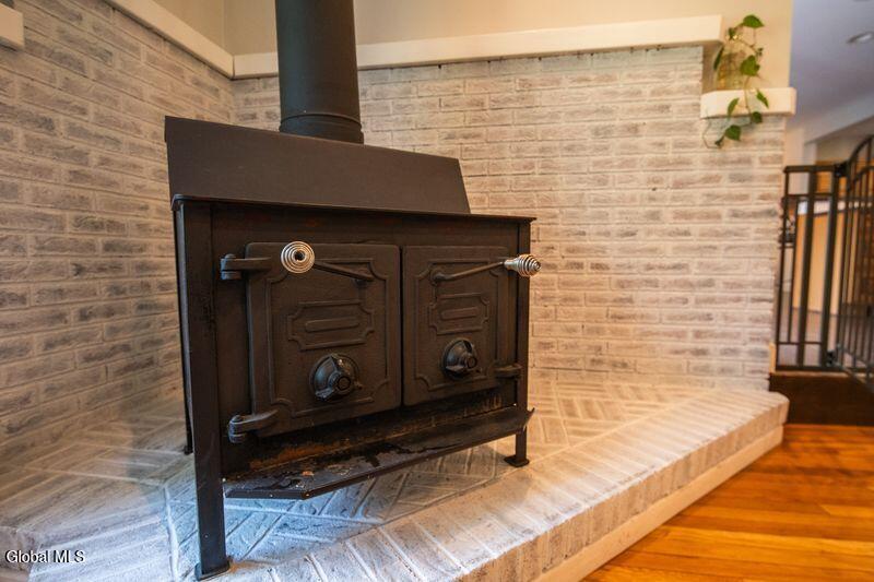 129 Pitcher Road Queensbury, NY 12804 - Photo 18 of 41 Ngf561RQ