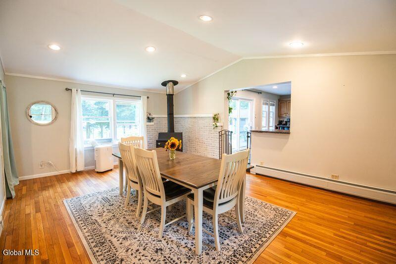 129 Pitcher Road Queensbury, NY 12804 - Photo 24 of 41 K8shwuXQ