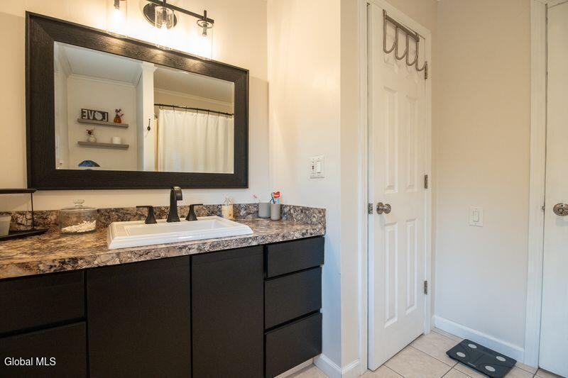 129 Pitcher Road Queensbury, NY 12804 - Photo 30 of 41 NwZHyCYQ