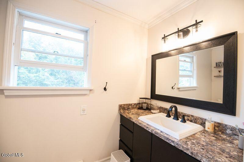 129 Pitcher Road Queensbury, NY 12804 - Photo 31 of 41 v4GwTAxQ