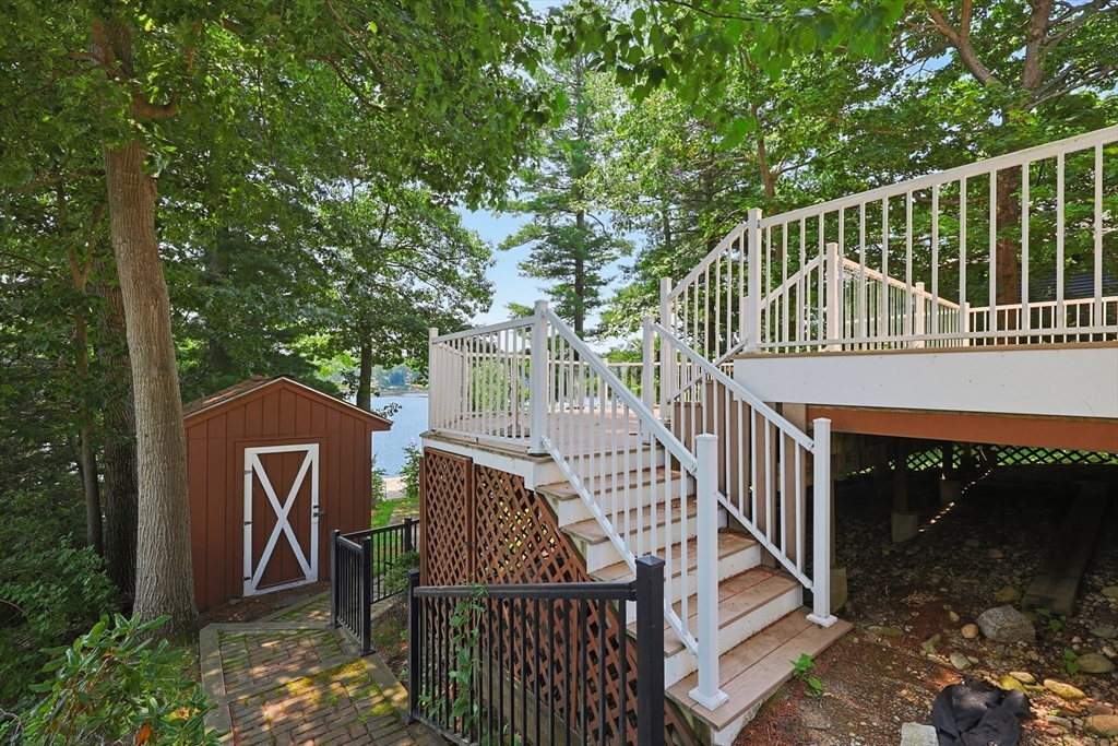 82 Ridge Road Foxboro, MA 02035 - Photo 6 of 32