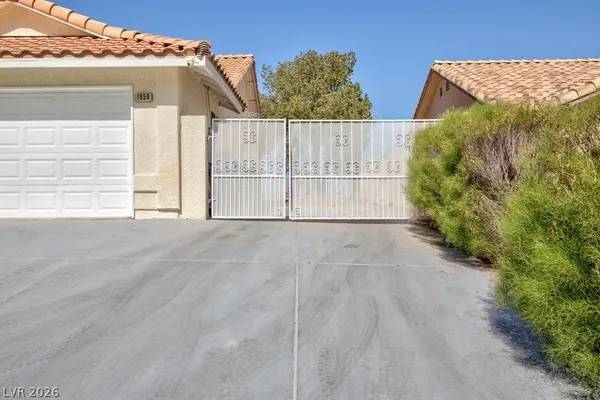 $2,200 | 1959 Racine Drive, Las Vegas, NV 89156