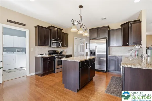 $609,900 | 2127 Eagles Landing Drive, Nazareth, PA 18064