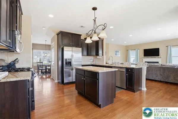 $609,900 | 2127 Eagles Landing Drive, Nazareth, PA 18064