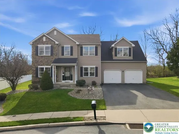 $609,900 | 2127 Eagles Landing Drive, Nazareth, PA 18064