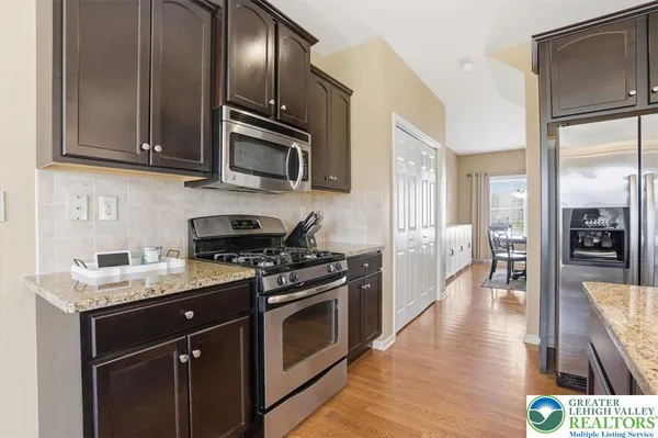 $609,900 | 2127 Eagles Landing Drive, Nazareth, PA 18064