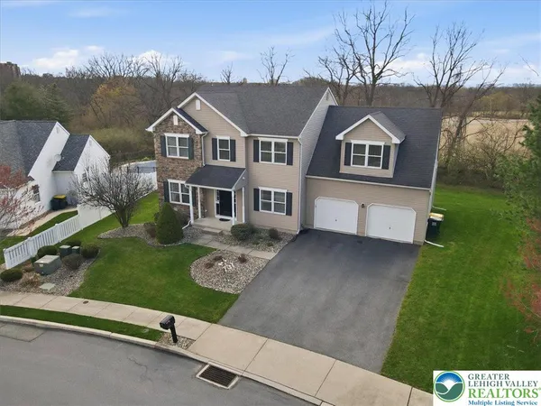 $609,900 | 2127 Eagles Landing Drive, Nazareth, PA 18064