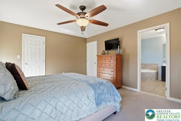 $609,900 | 2127 Eagles Landing Drive, Nazareth, PA 18064