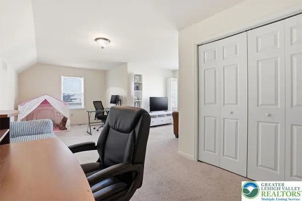 $609,900 | 2127 Eagles Landing Drive, Nazareth, PA 18064