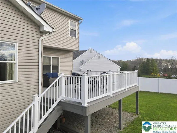 $609,900 | 2127 Eagles Landing Drive, Nazareth, PA 18064