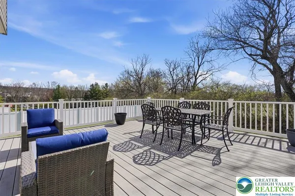 $609,900 | 2127 Eagles Landing Drive, Nazareth, PA 18064