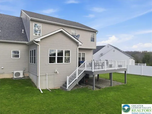 $609,900 | 2127 Eagles Landing Drive, Nazareth, PA 18064