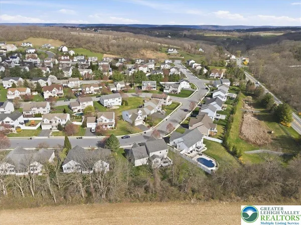 $609,900 | 2127 Eagles Landing Drive, Nazareth, PA 18064