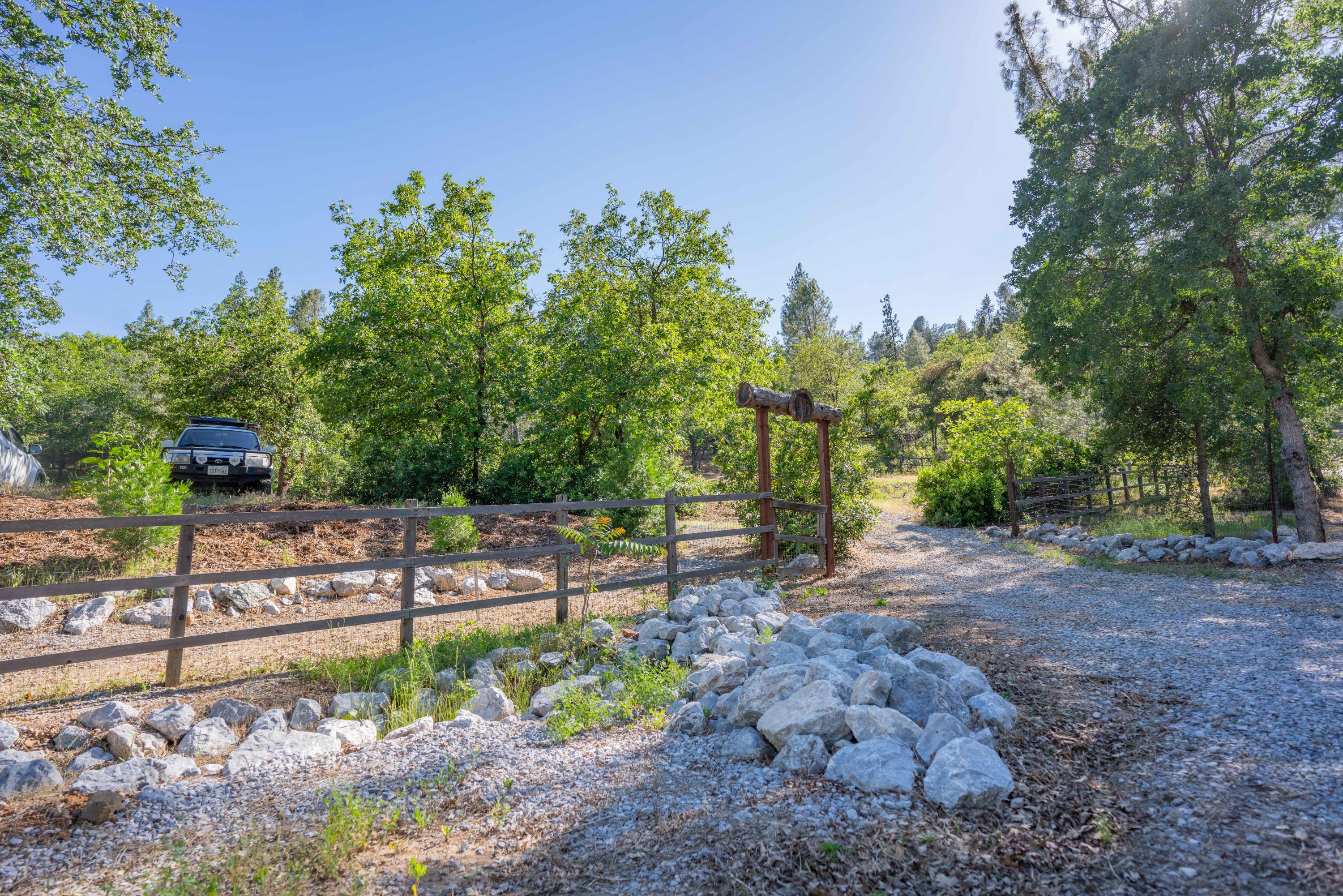 Homer Redding, CA 96001 - Photo 2 of 16 a view of a backyard with sitting area
