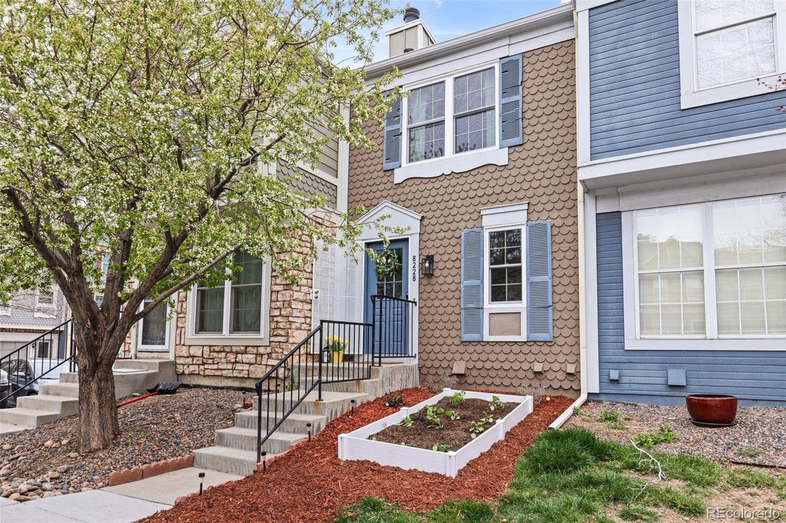 8228 South Fillmore Cir  