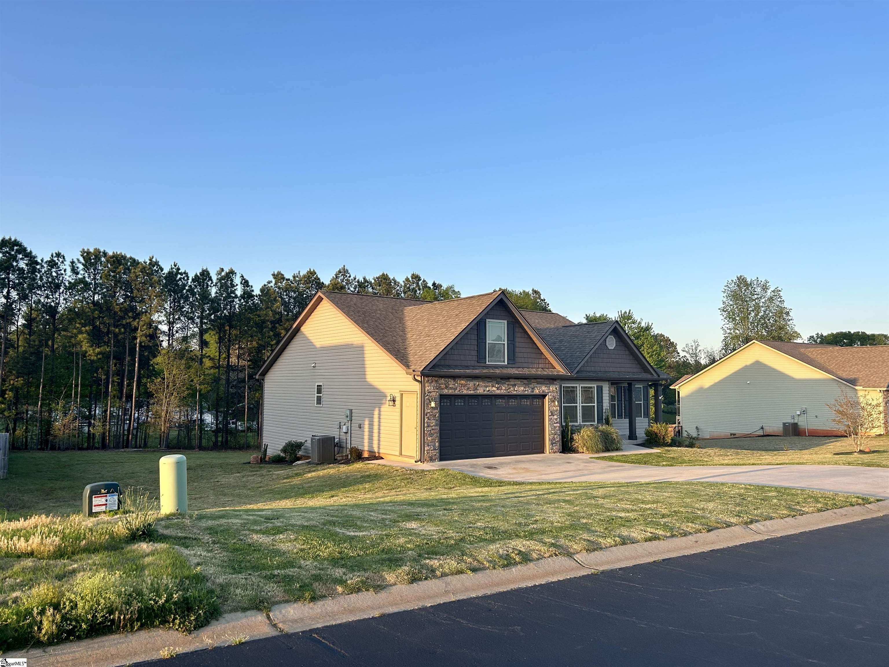 153 Fruitridge Trail Inman, SC 29349 - Photo 2 of 46 Gallery Image 2