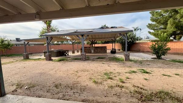 $390,000 | 922 West Angela Drive, Phoenix, AZ 85023