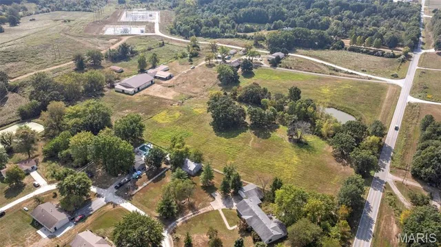 $99,000 | 3218 South S Highway, Winfield, MO 63389