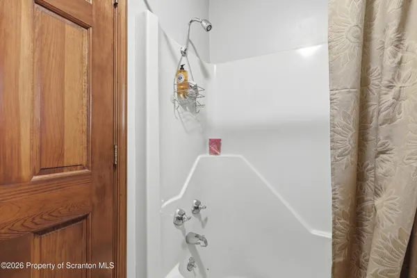$499,900 | 208 Stoney Creek Road, Clarks Summit, PA 18411