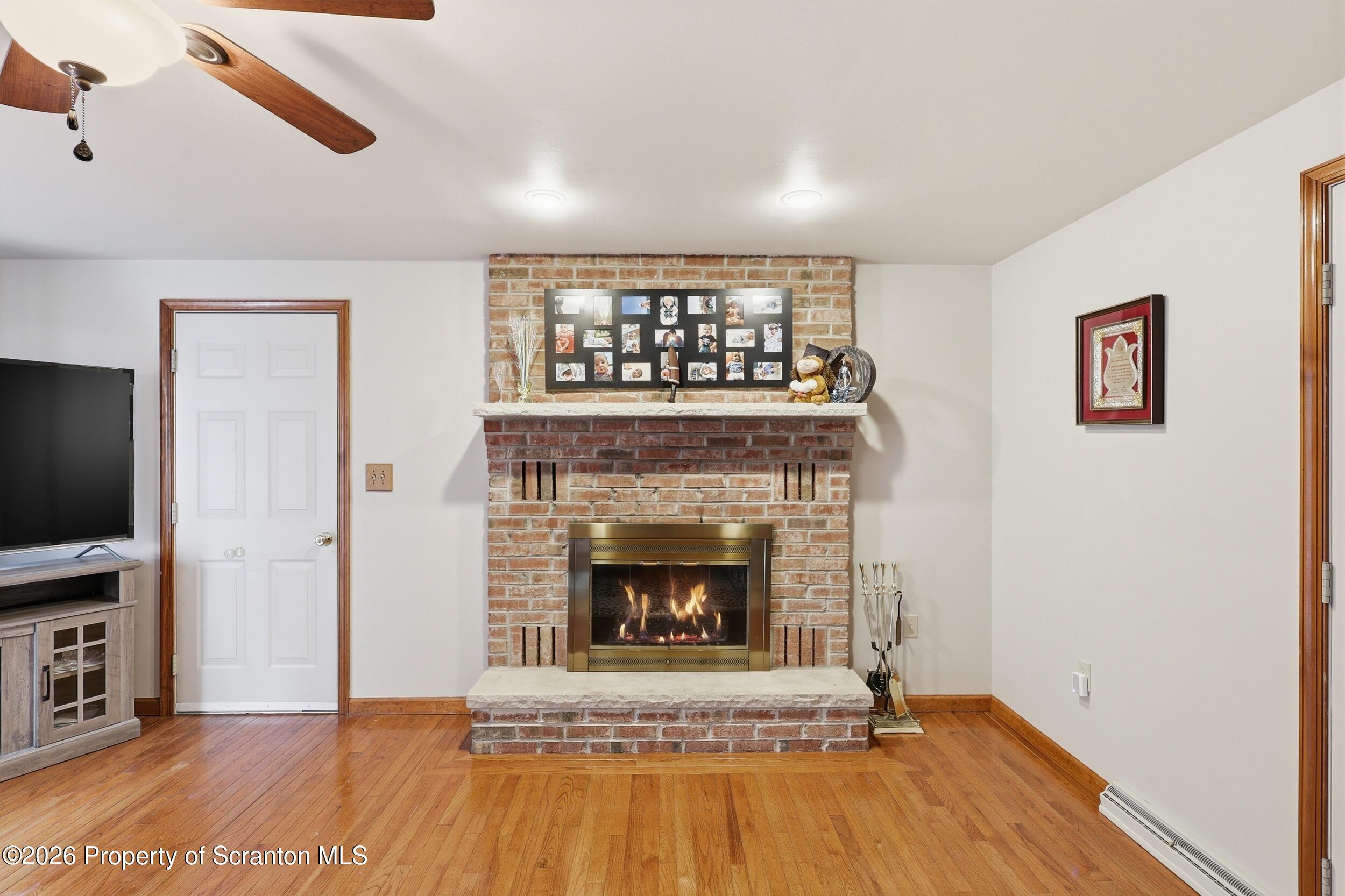 208 Stoney Creek Road Clarks Summit, PA 18411 - Photo 6 of 48 Family Room