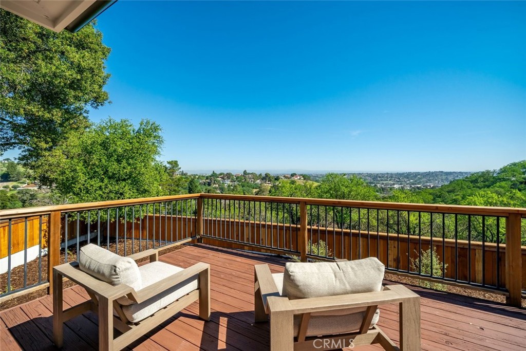 1026 Merry Hill Road Paso Robles, CA 93446 - Photo 18 of 64