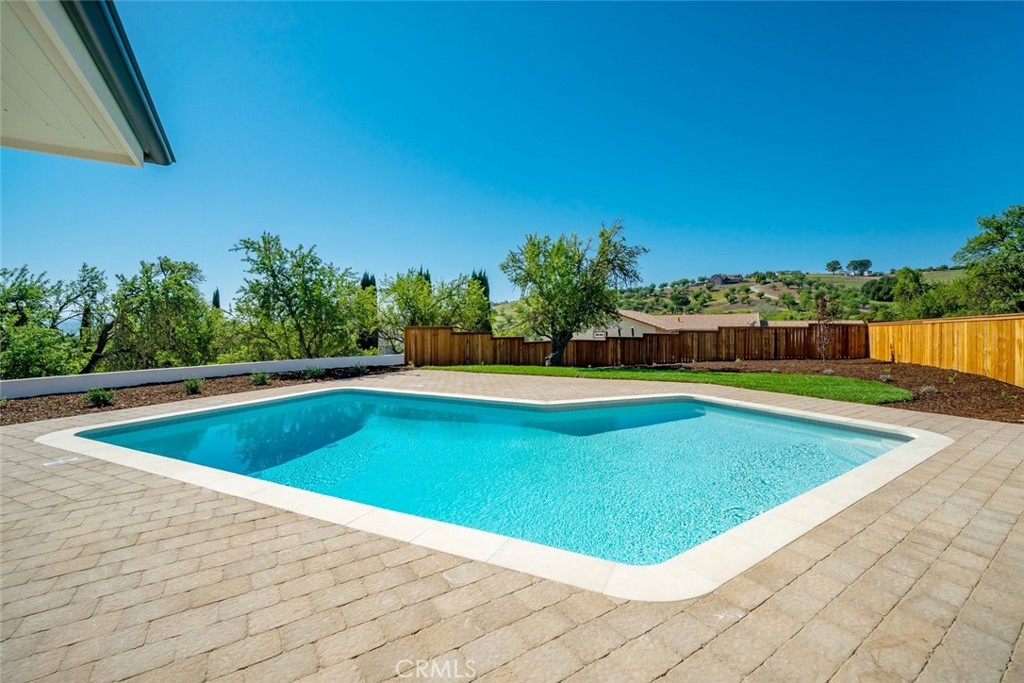 1026 Merry Hill Road Paso Robles, CA 93446 - Photo 27 of 64