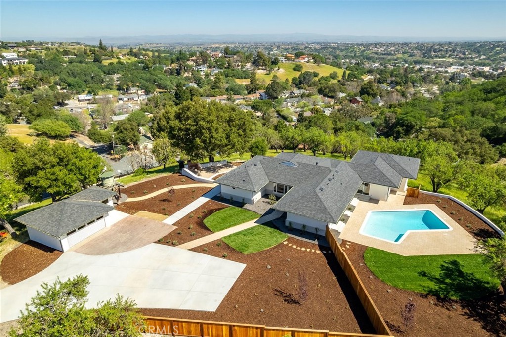 1026 Merry Hill Road Paso Robles, CA 93446 - Photo 60 of 64