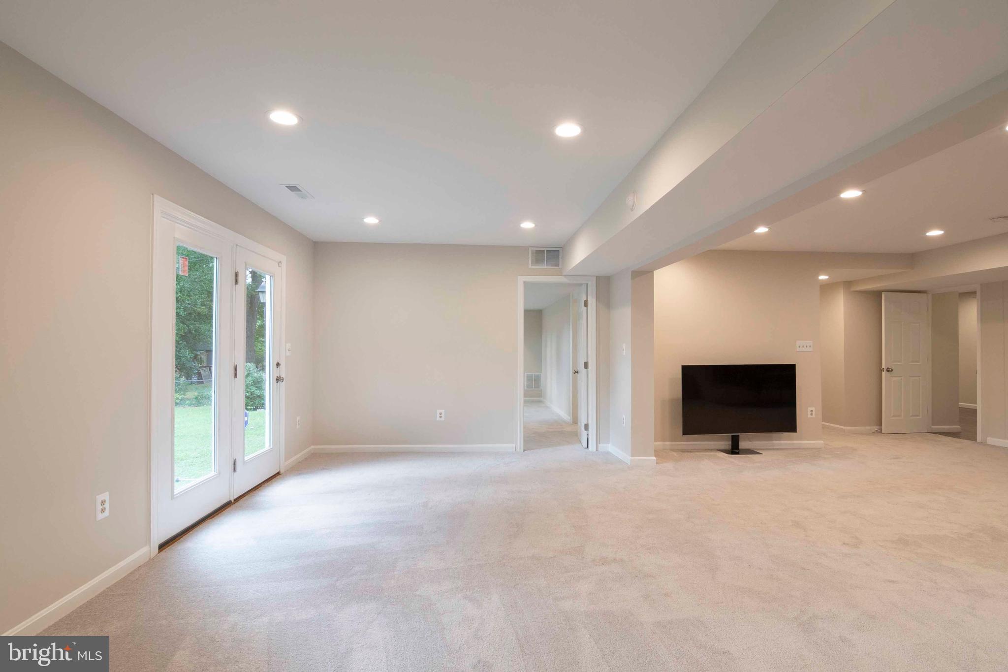 1003 Monroe Street Herndon, VA 20170 - Photo 101 of 120