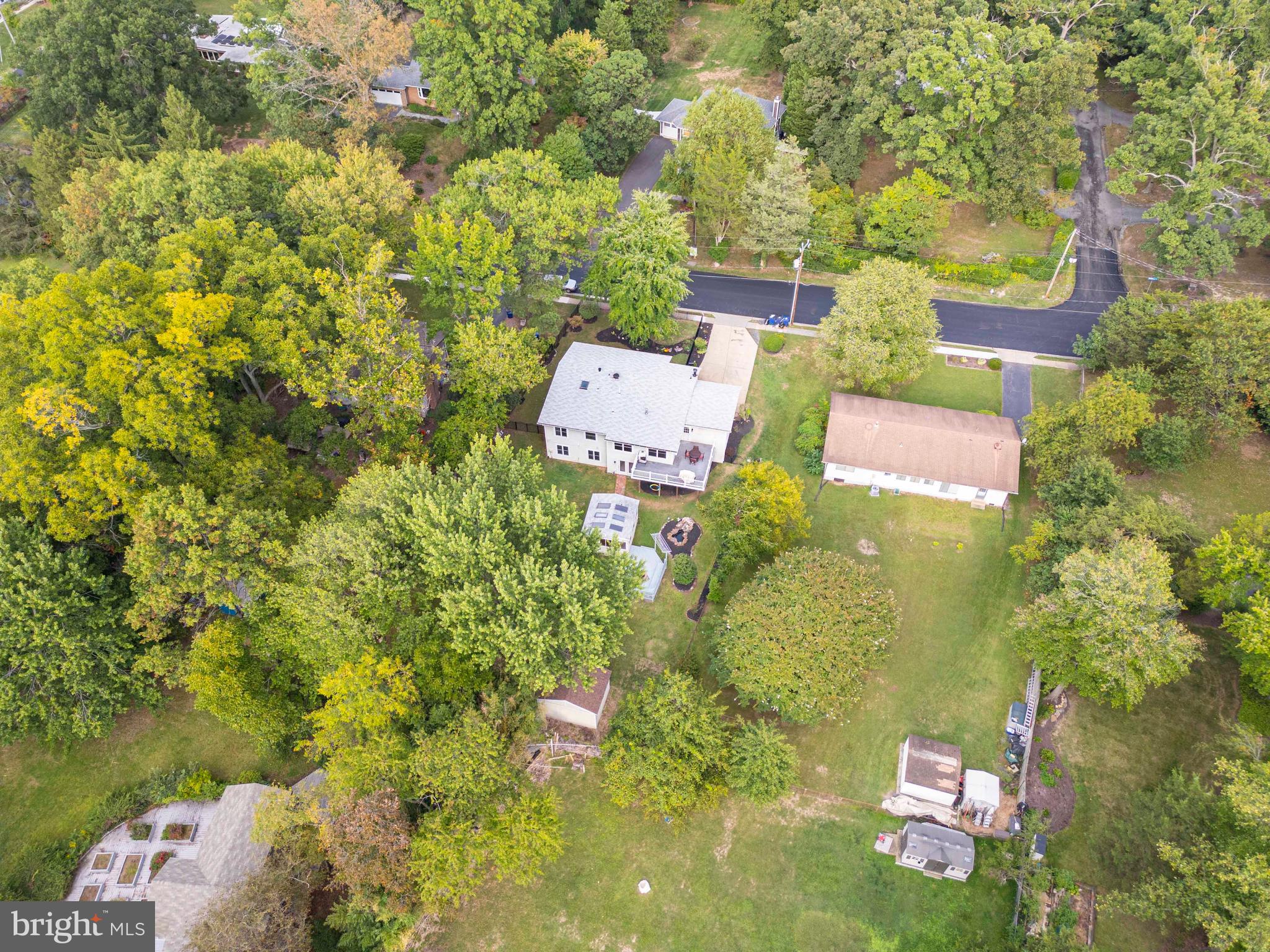 1003 Monroe Street Herndon, VA 20170 - Photo 15 of 120