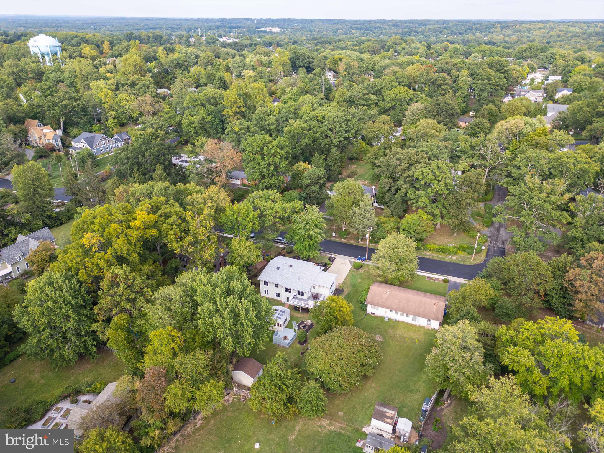 1003 Monroe Street Herndon, VA 20170 - Photo 16 of 120