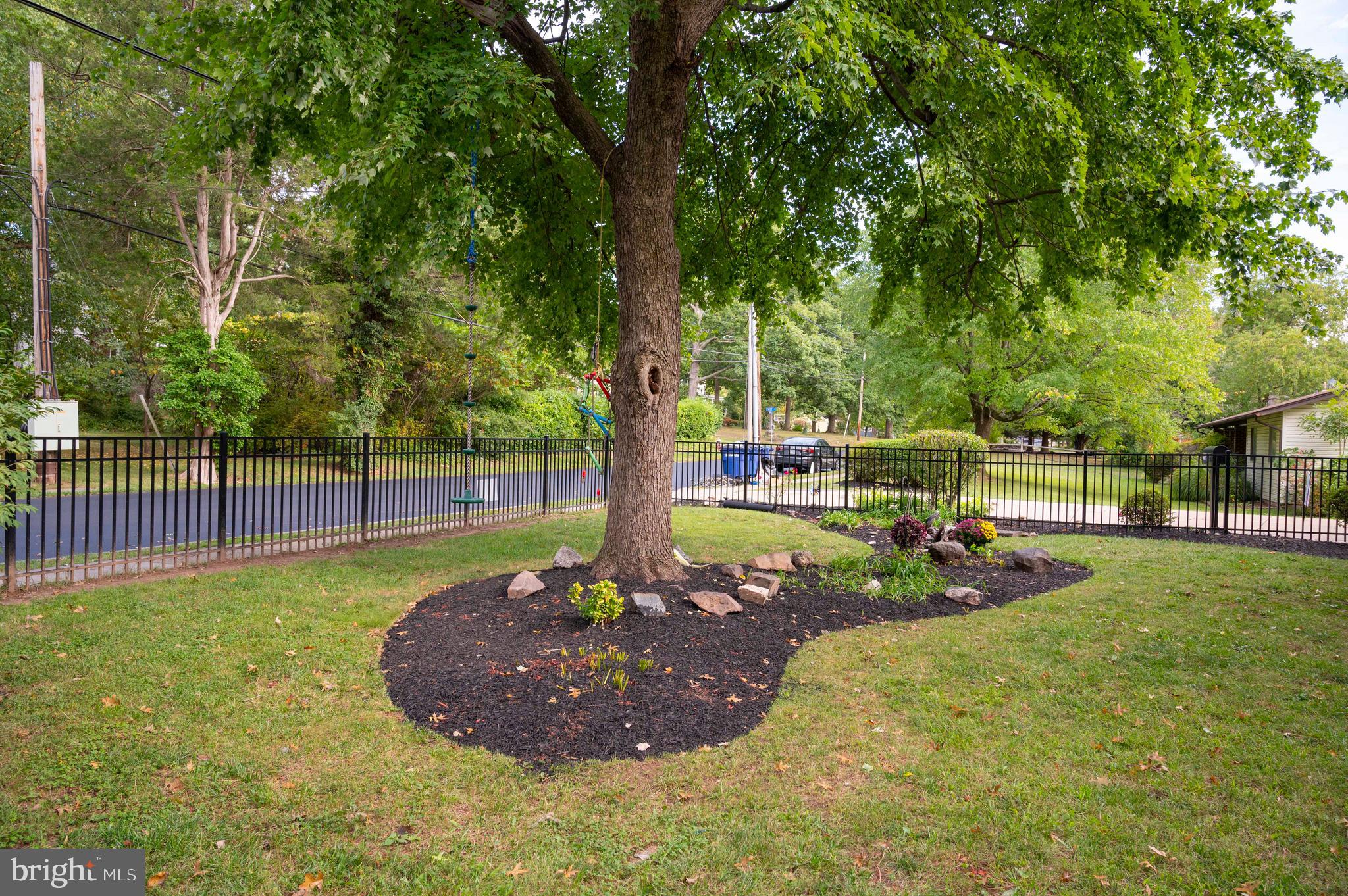 1003 Monroe Street Herndon, VA 20170 - Photo 27 of 120