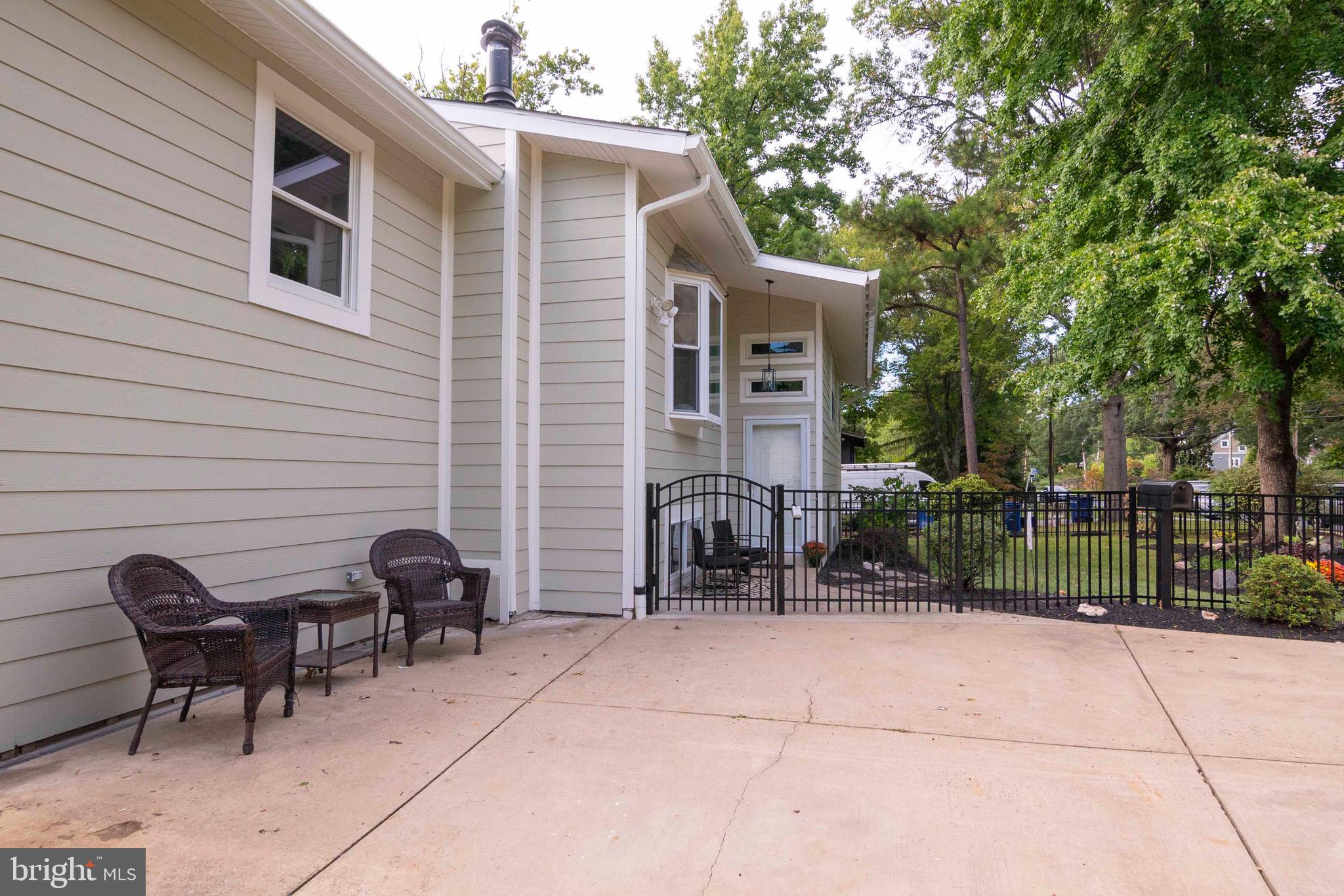 1003 Monroe Street Herndon, VA 20170 - Photo 39 of 120