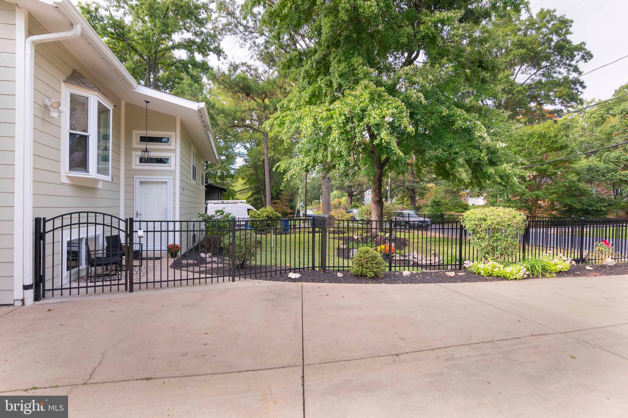 1003 Monroe Street Herndon, VA 20170 - Photo 40 of 120